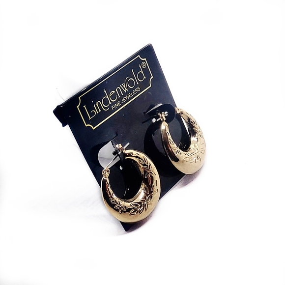 Jewelry - 🔴 15/$25. Gold Fashion Hoops Earrings